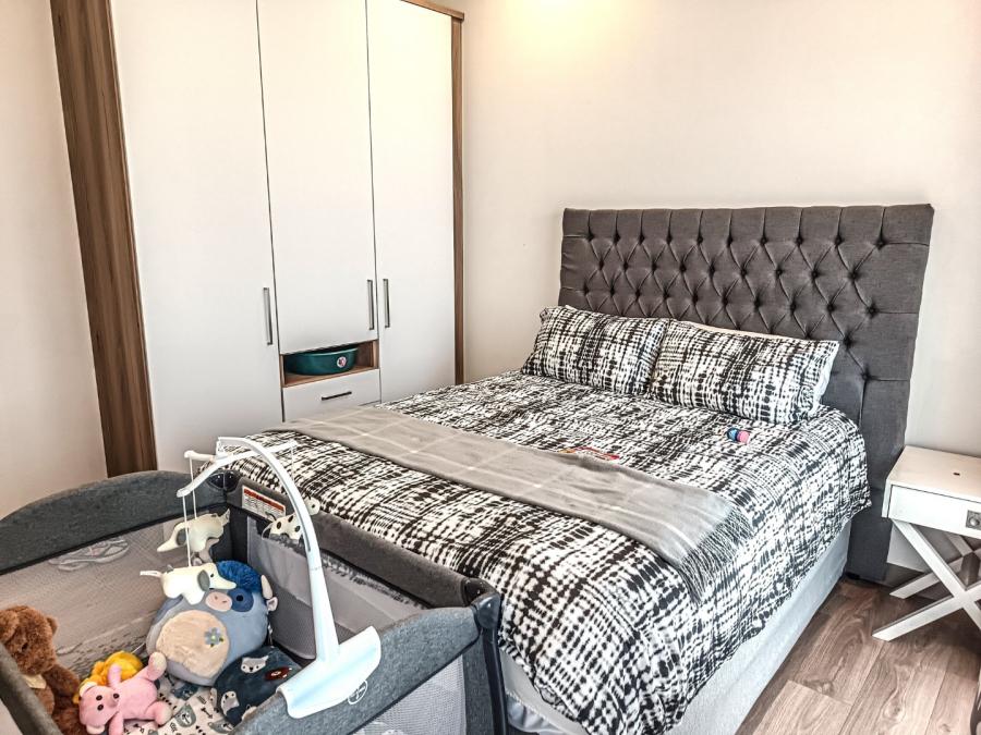 5 Bedroom Property for Sale in Midstream Ridge Gauteng