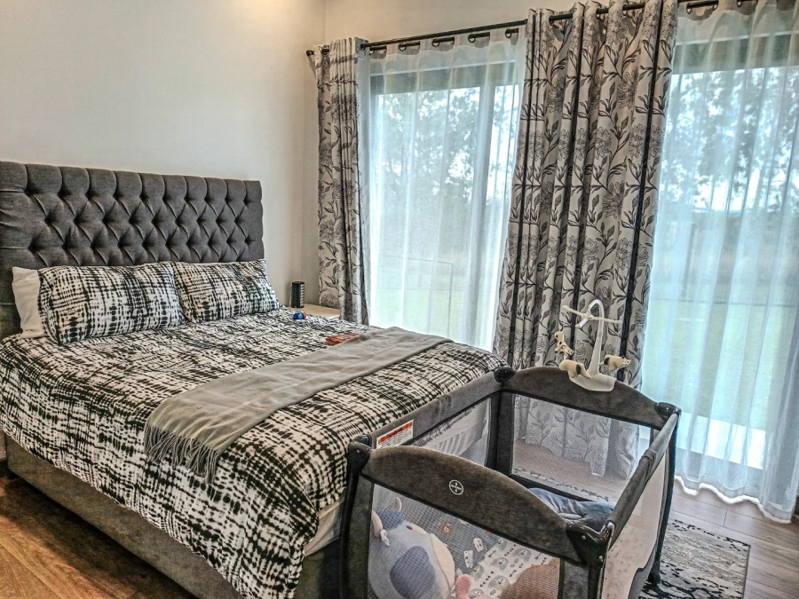 5 Bedroom Property for Sale in Midstream Ridge Gauteng