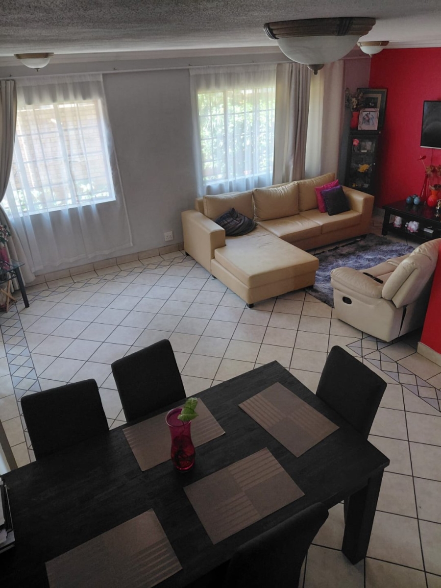 3 Bedroom Property for Sale in Pretoria North Gauteng