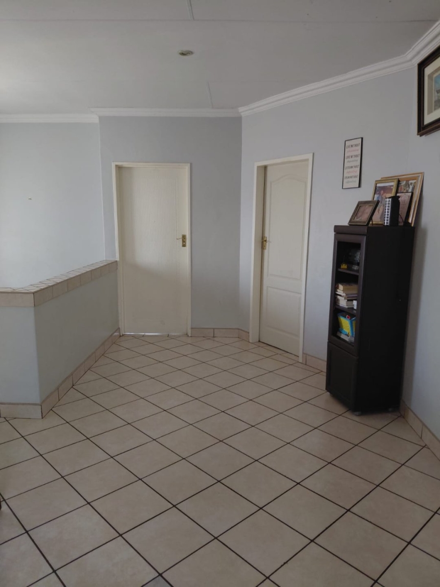 3 Bedroom Property for Sale in Pretoria North Gauteng