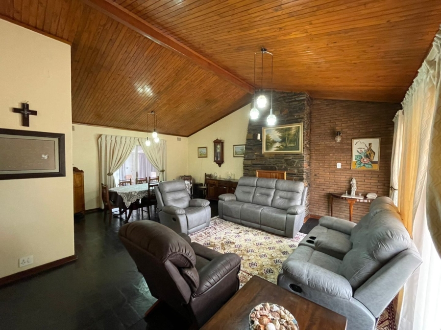 5 Bedroom Property for Sale in Nigel Ext 2 Gauteng