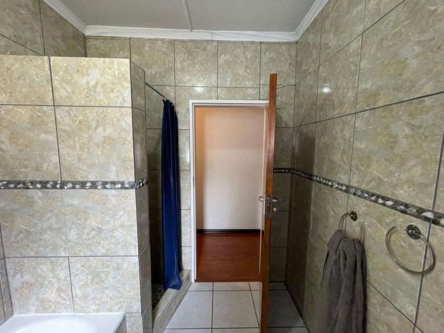 5 Bedroom Property for Sale in Nigel Ext 2 Gauteng