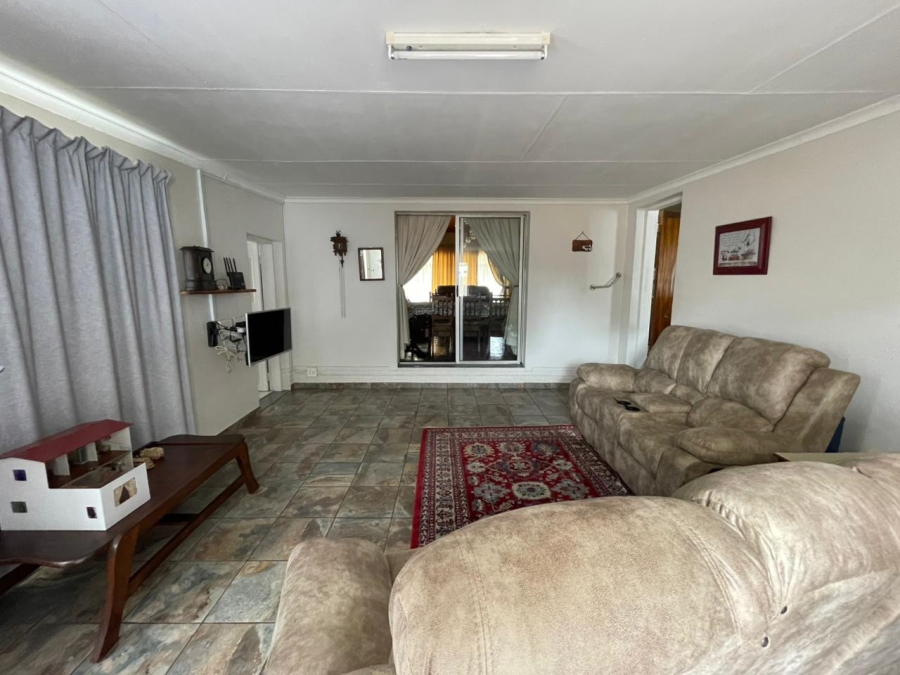 5 Bedroom Property for Sale in Nigel Ext 2 Gauteng