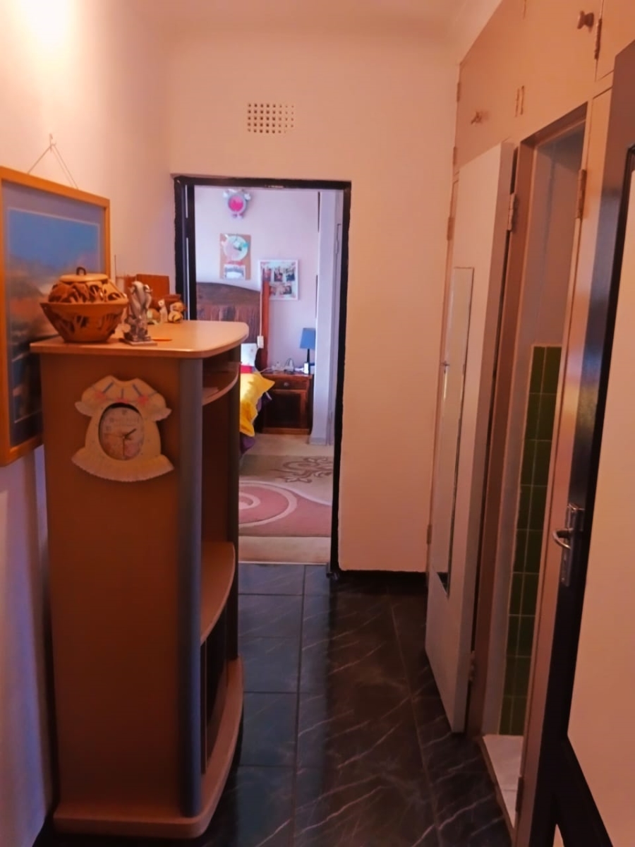 3 Bedroom Property for Sale in Nimrod Park Gauteng