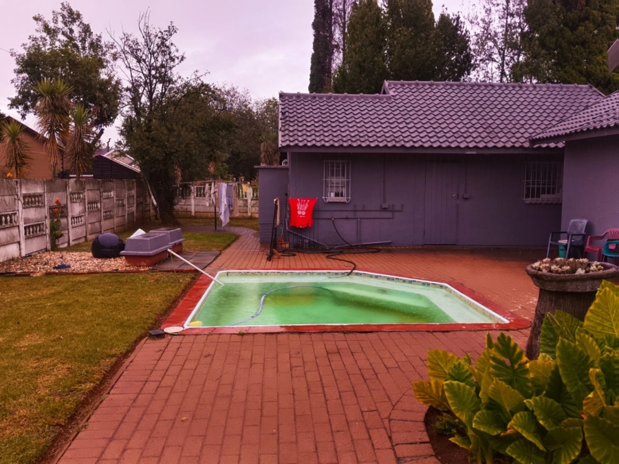 3 Bedroom Property for Sale in Nimrod Park Gauteng