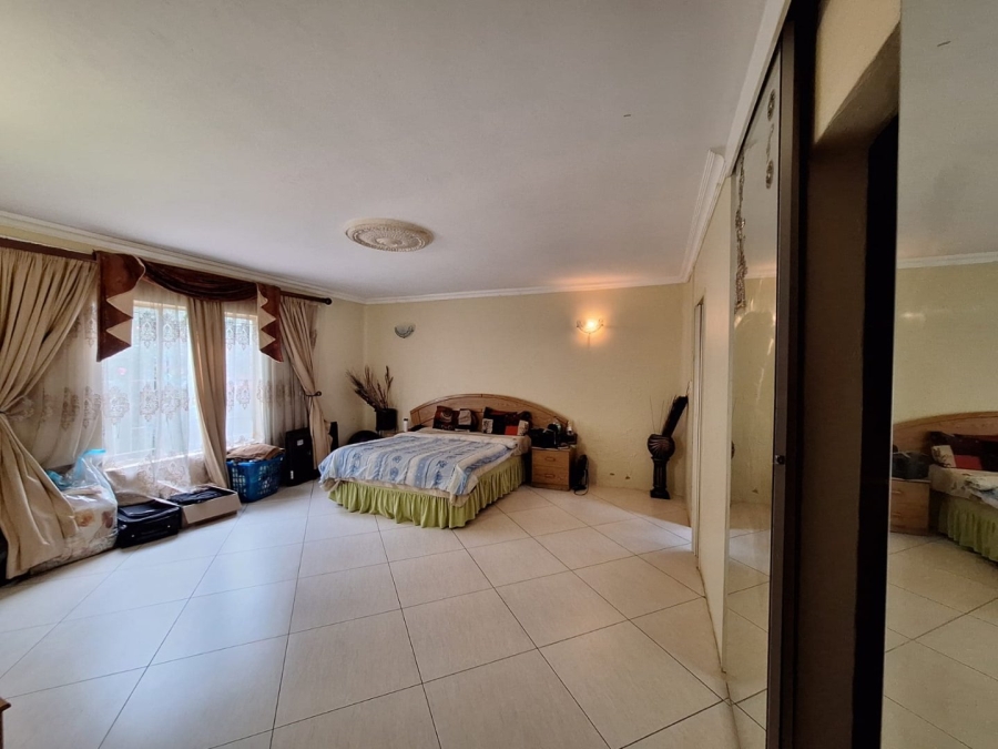  Bedroom Property for Sale in Heuweloord Gauteng