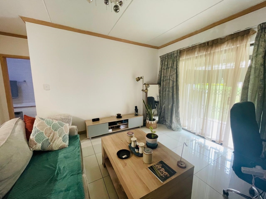 1 Bedroom Property for Sale in Noordwyk Gauteng