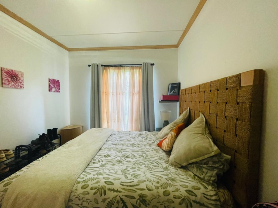 1 Bedroom Property for Sale in Noordwyk Gauteng