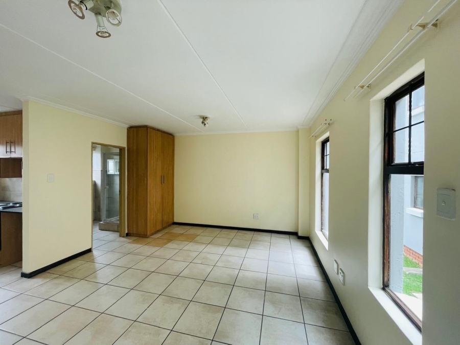 1 Bedroom Property for Sale in Summerfields Estate Gauteng