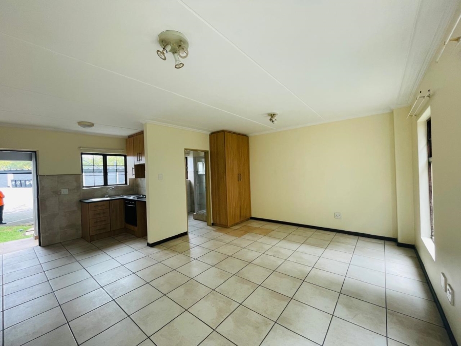 1 Bedroom Property for Sale in Summerfields Estate Gauteng