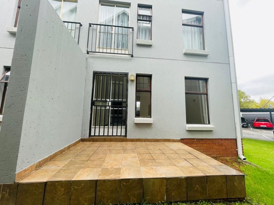 1 Bedroom Property for Sale in Summerfields Estate Gauteng