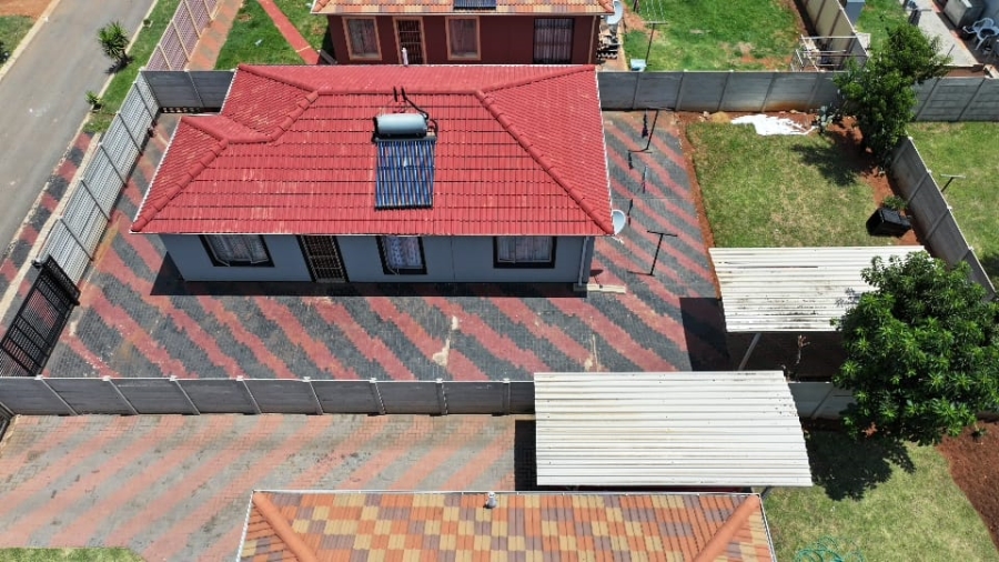 3 Bedroom Property for Sale in Albertsdal Gauteng