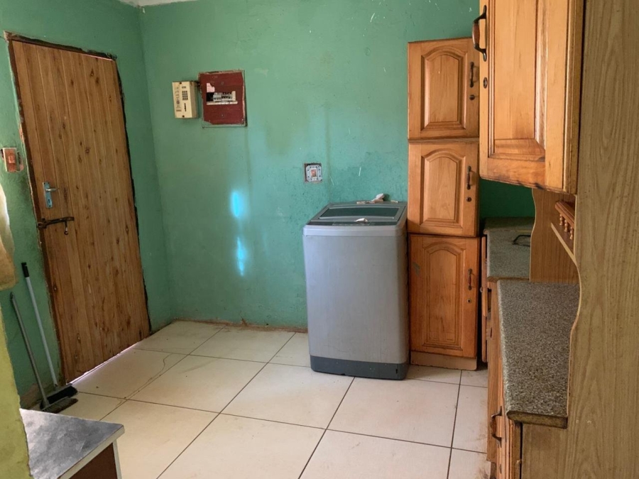 2 Bedroom Property for Sale in Mohlakeng Gauteng