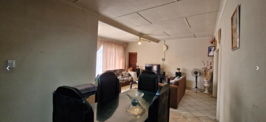 4 Bedroom Property for Sale in Ravensklip Gauteng