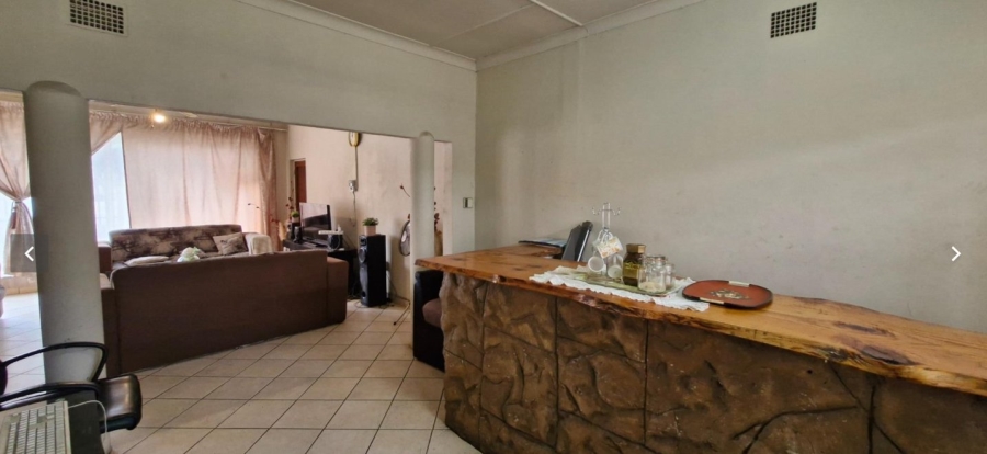 4 Bedroom Property for Sale in Ravensklip Gauteng