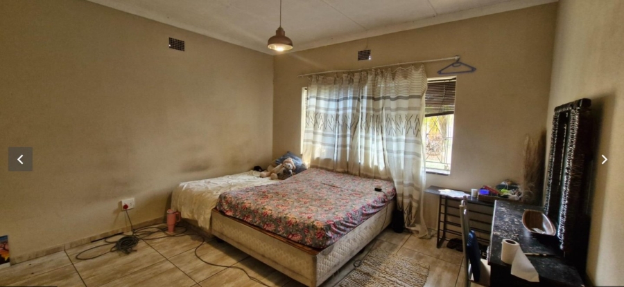 4 Bedroom Property for Sale in Ravensklip Gauteng