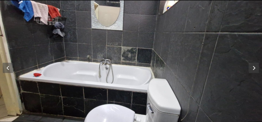 4 Bedroom Property for Sale in Ravensklip Gauteng