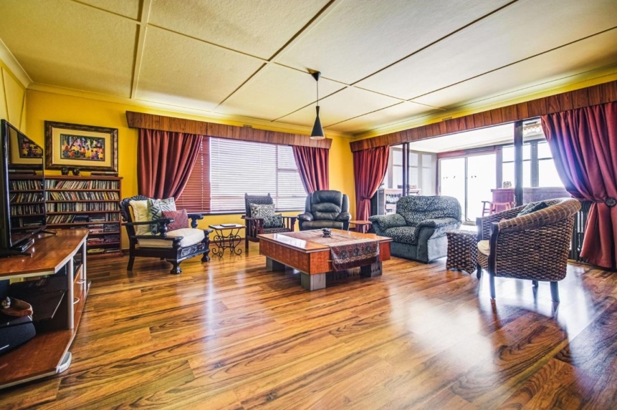 5 Bedroom Property for Sale in Sunnyridge Gauteng