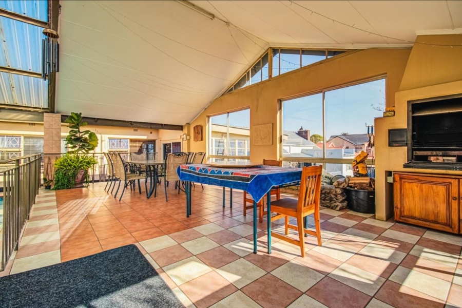 5 Bedroom Property for Sale in Sunnyridge Gauteng