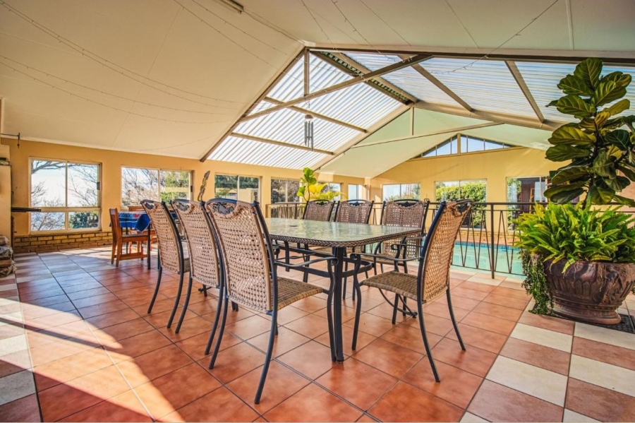 5 Bedroom Property for Sale in Sunnyridge Gauteng