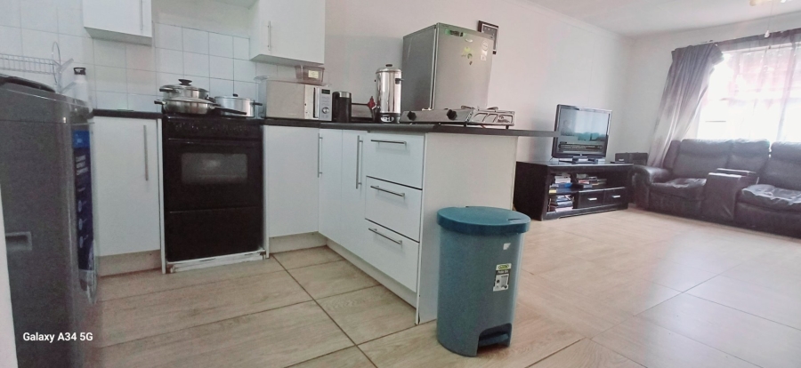 3 Bedroom Property for Sale in Verwoerdpark Gauteng