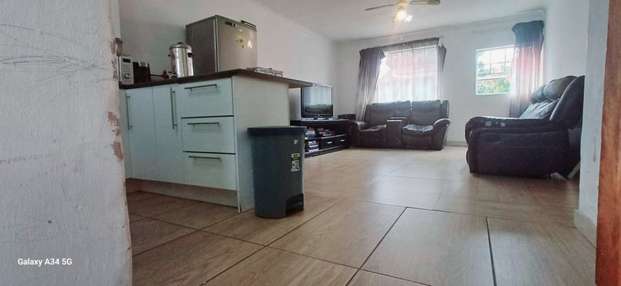 3 Bedroom Property for Sale in Verwoerdpark Gauteng