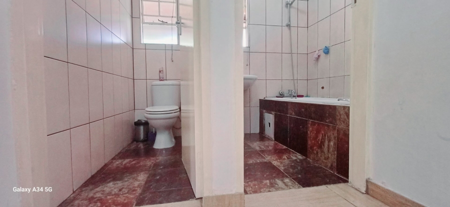 3 Bedroom Property for Sale in Verwoerdpark Gauteng