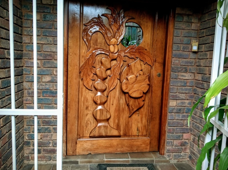 4 Bedroom Property for Sale in Pretoria North Gauteng