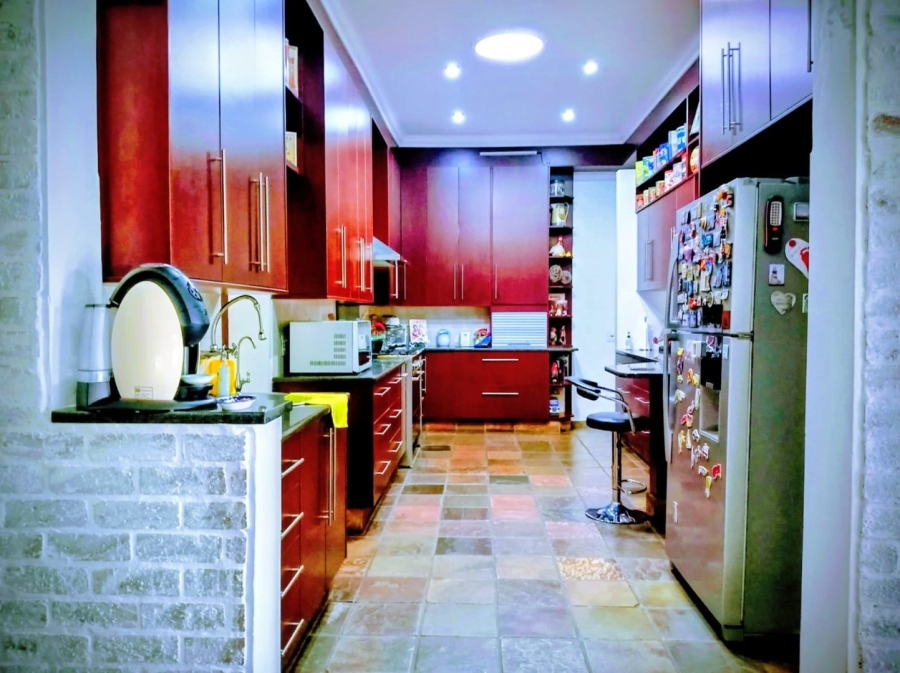 4 Bedroom Property for Sale in Pretoria North Gauteng