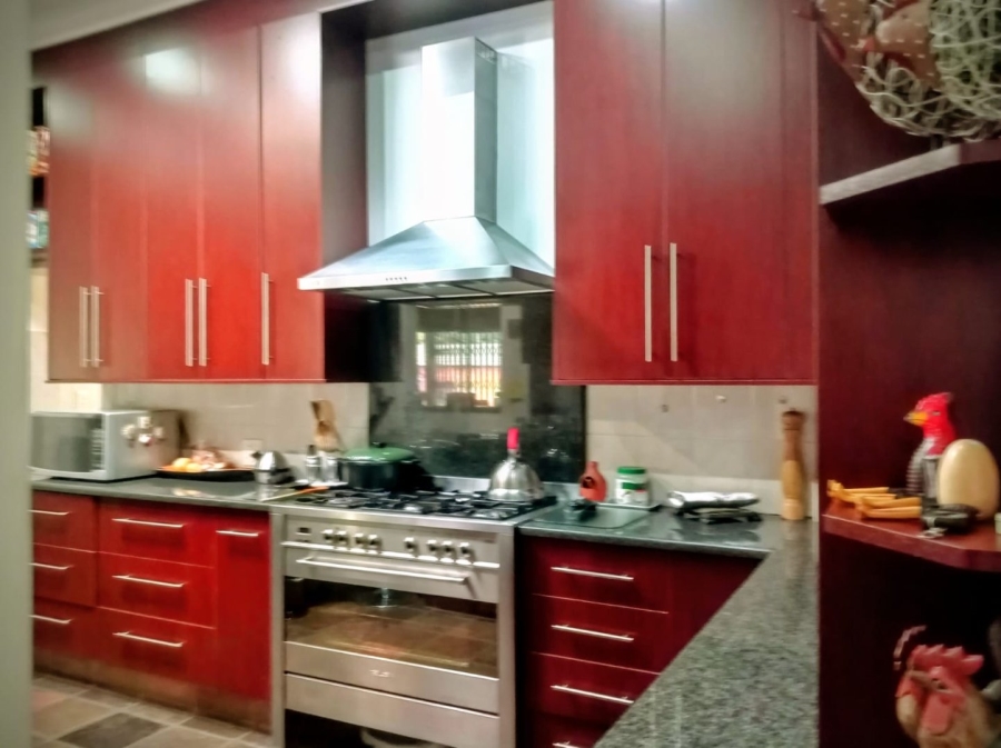 4 Bedroom Property for Sale in Pretoria North Gauteng