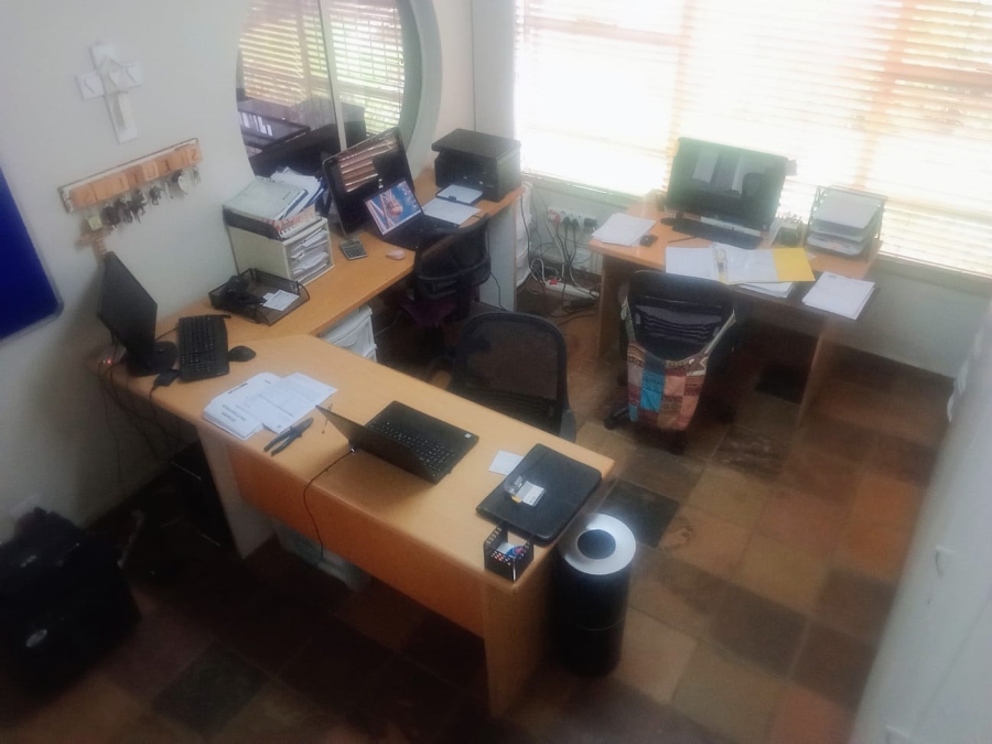 4 Bedroom Property for Sale in Pretoria North Gauteng