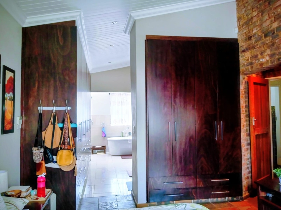 4 Bedroom Property for Sale in Pretoria North Gauteng