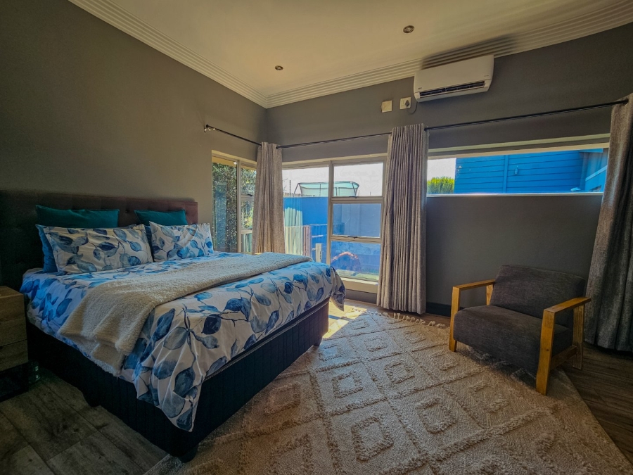 4 Bedroom Property for Sale in Midstream Ridge Gauteng