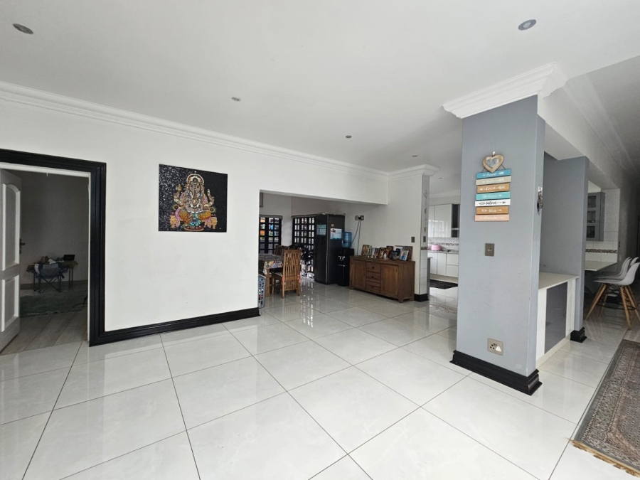  Bedroom Property for Sale in Eldo Village Estate Gauteng