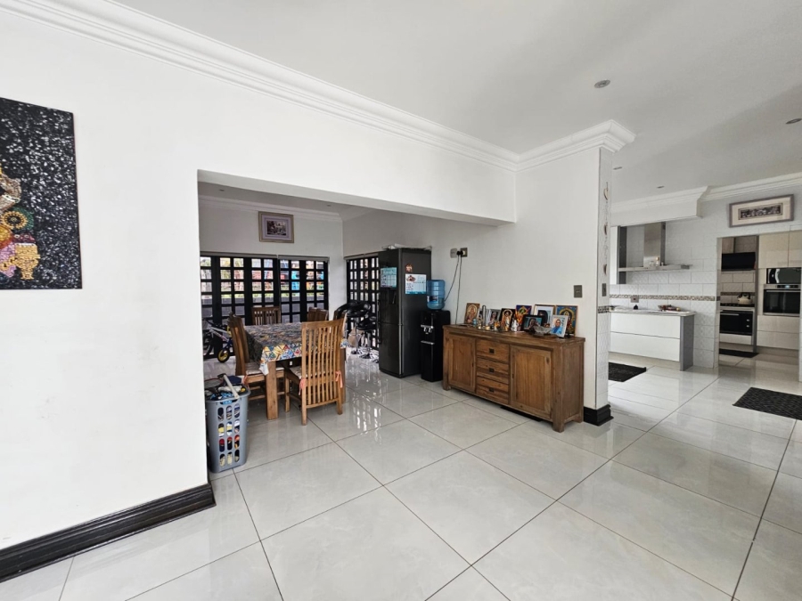  Bedroom Property for Sale in Eldo Village Estate Gauteng