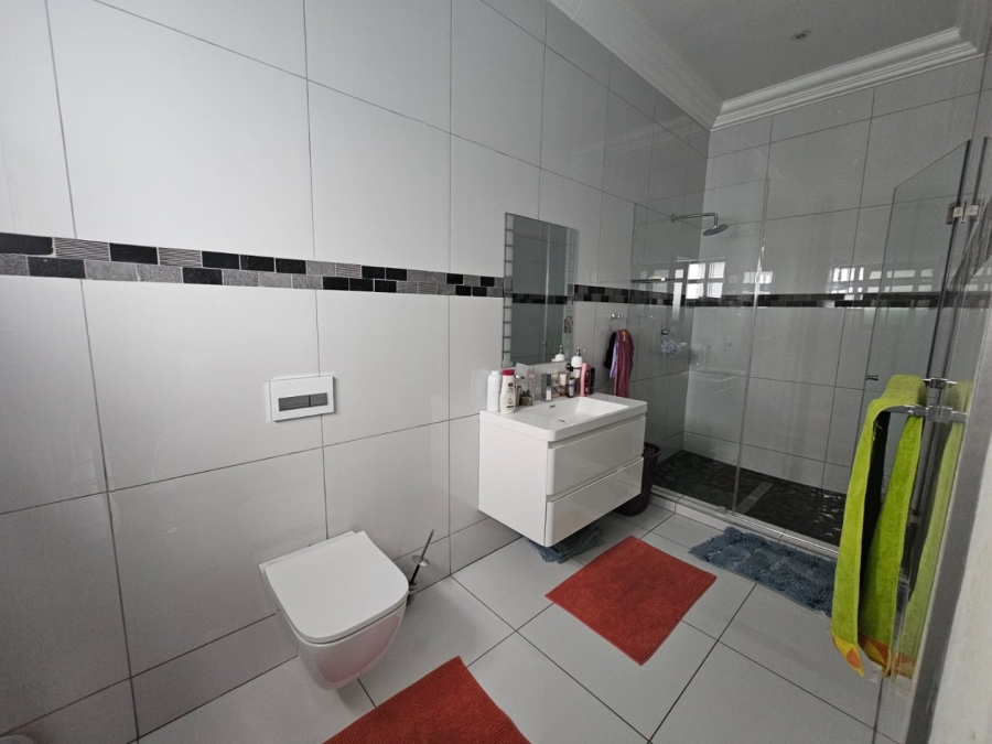  Bedroom Property for Sale in Eldo Village Estate Gauteng