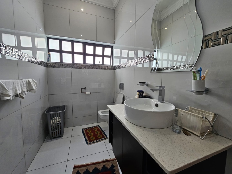  Bedroom Property for Sale in Eldo Village Estate Gauteng