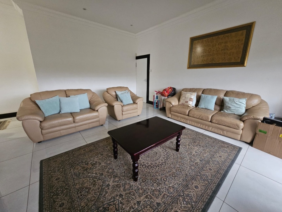  Bedroom Property for Sale in Eldo Village Estate Gauteng