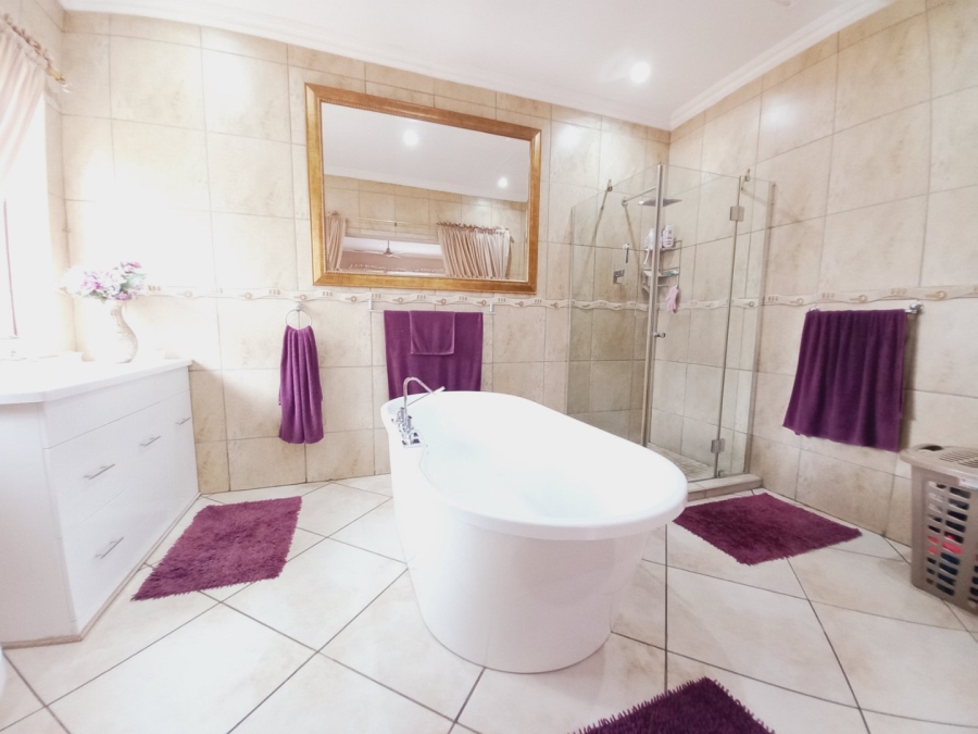 3 Bedroom Property for Sale in Primrose Gauteng