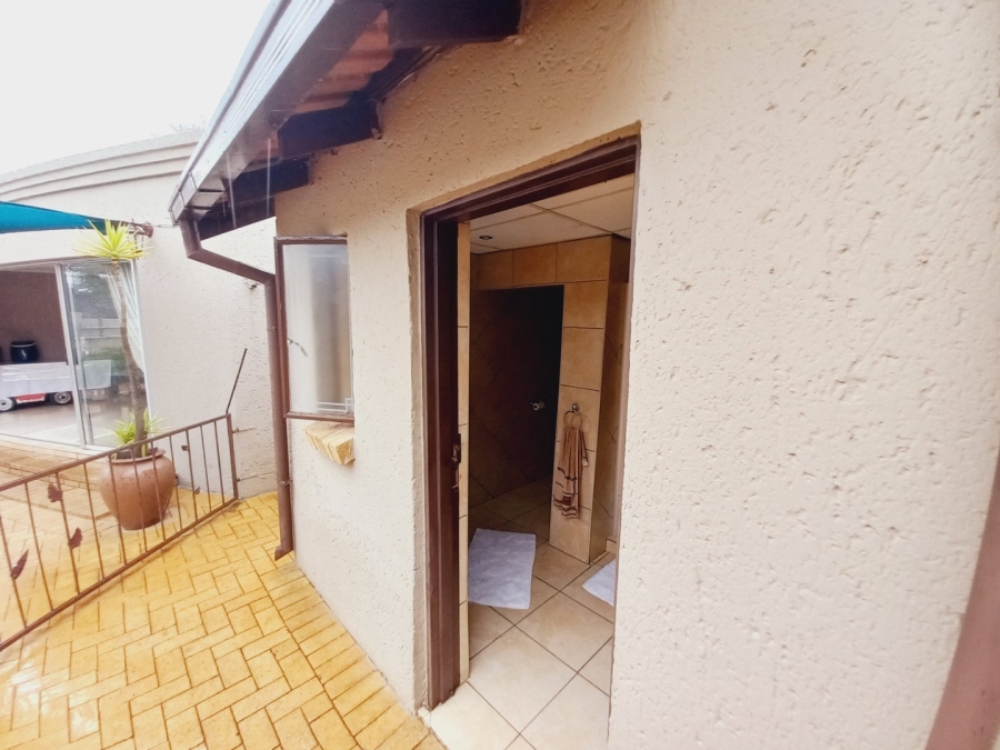 3 Bedroom Property for Sale in Primrose Gauteng