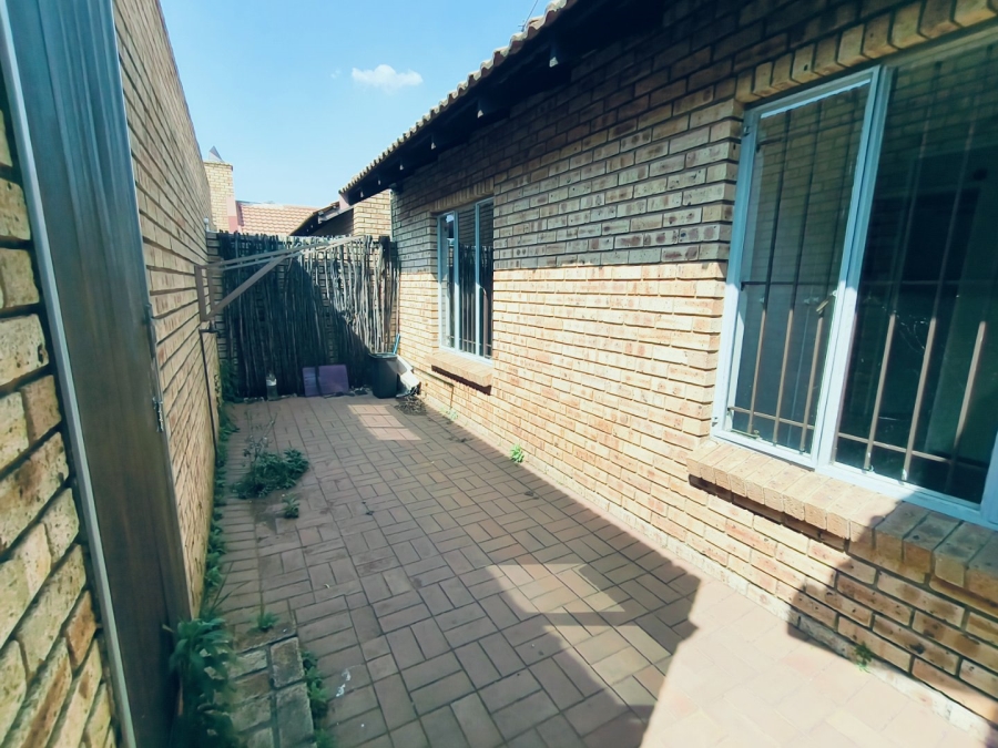 3 Bedroom Property for Sale in Albemarle Gauteng