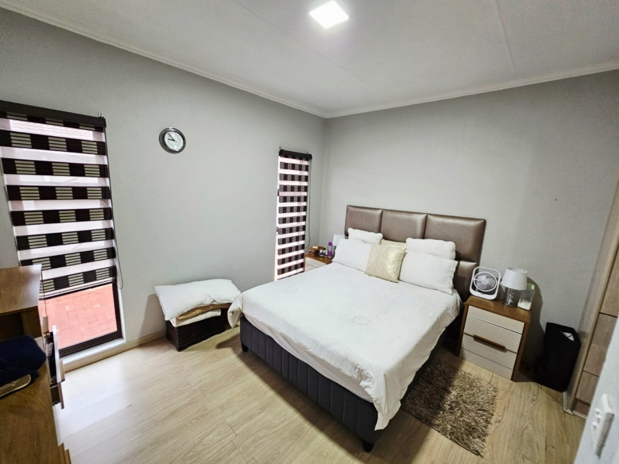 3 Bedroom Property for Sale in Monavoni Gauteng