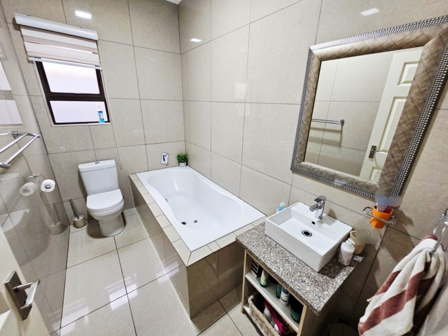 3 Bedroom Property for Sale in Monavoni Gauteng