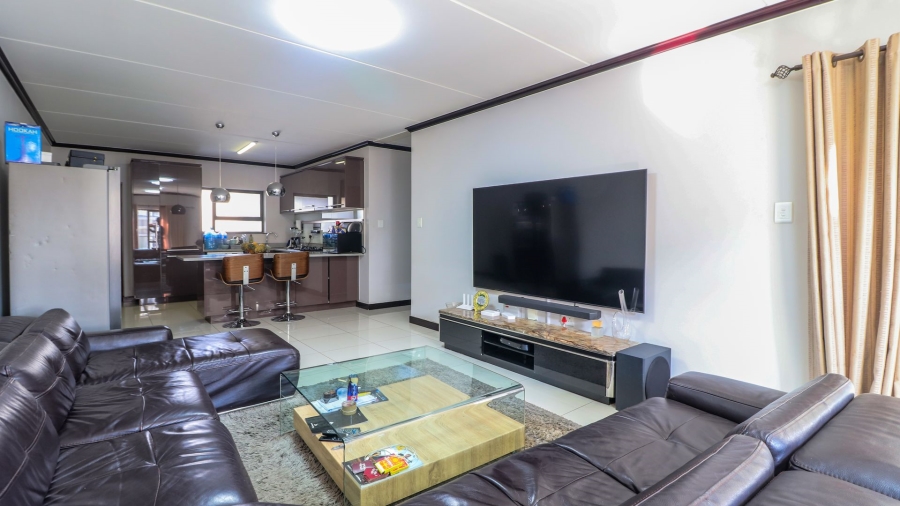 2 Bedroom Property for Sale in Kengies Gauteng