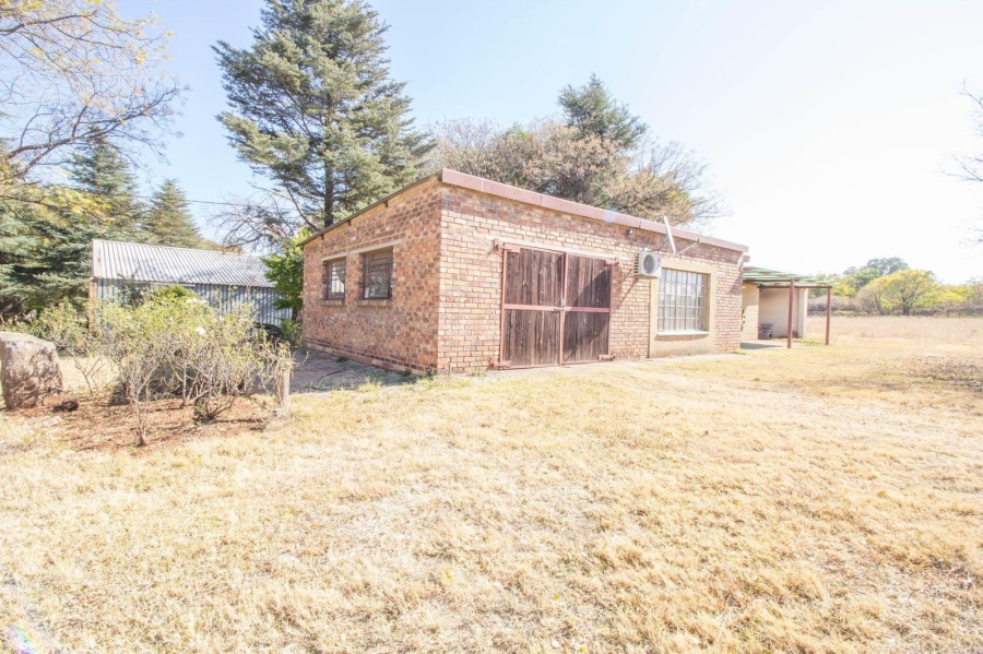 4 Bedroom Property for Sale in Raslouw A H Gauteng