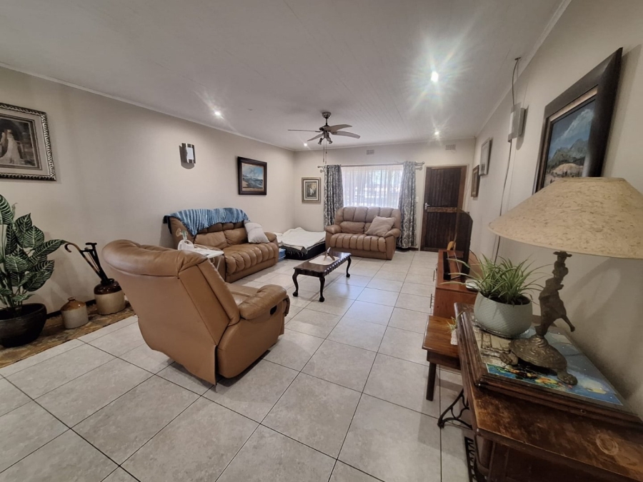 4 Bedroom Property for Sale in Raslouw A H Gauteng
