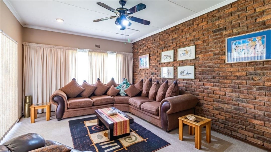4 Bedroom Property for Sale in Terenure Gauteng