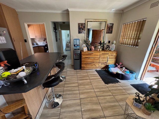 5 Bedroom Property for Sale in Terenure Gauteng