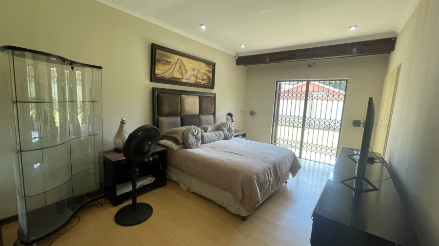 4 Bedroom Property for Sale in Brackendowns Gauteng