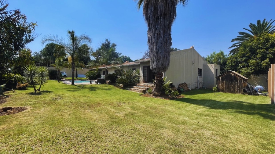 4 Bedroom Property for Sale in Brackendowns Gauteng